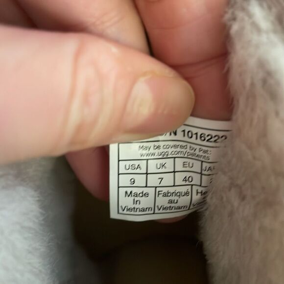 UGG Classic Mini II Boots Pale Smoke USA Women size 9/UK 7/EU 40 - Picture 12 of 14